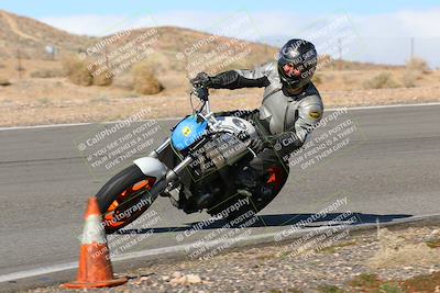 media/Feb-05-2023-Classic Track Day (Sun) [[c35aca4a42]]/Group 2/session 3 turn 13/